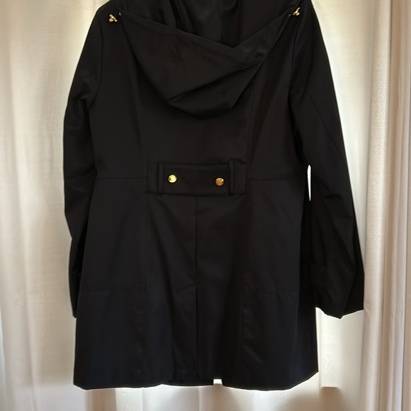 Anne Klein raincoat. Size Large, Black. New without tags. - Picture 2 of 13